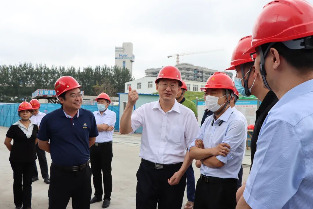 中建聯(lián)合|青島市政協(xié)副主席卞建平蒞臨云谷學(xué)校項目督導調研(圖3)